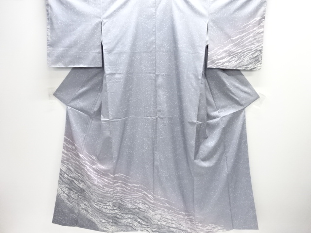 未使用品　のり散らしにさざ波模様本場大島紬訪問着